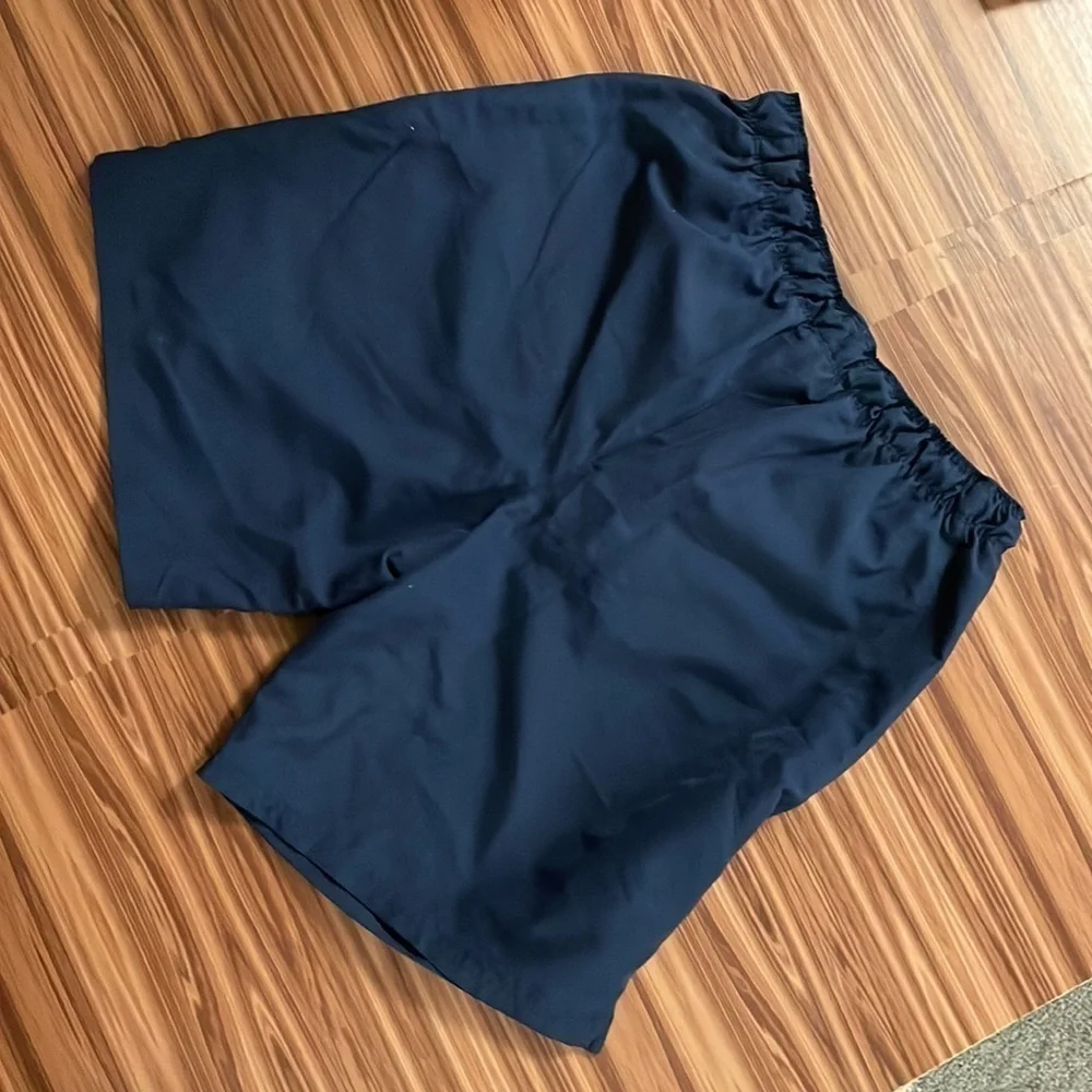 UNDER Armour Swim Trunk Size 32